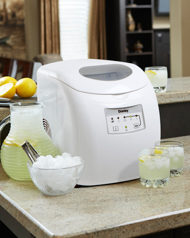 Danby 2.00 lbs White Ice Maker - DIM2500WDB